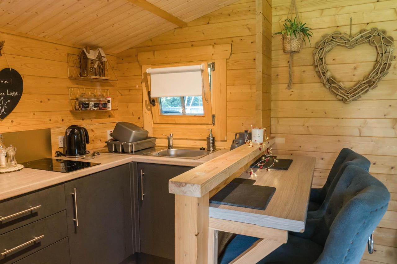 Tranquil Retreat In Holiday home Carluke